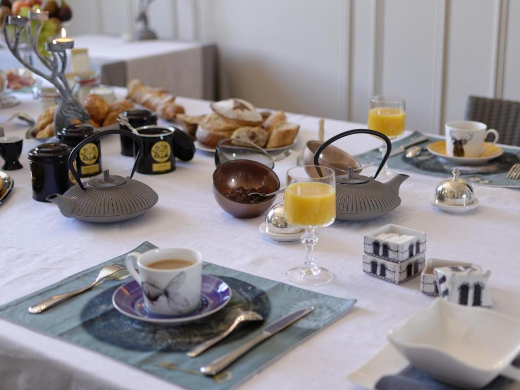 boutique hotel le 27 dinan bretagne breakfast