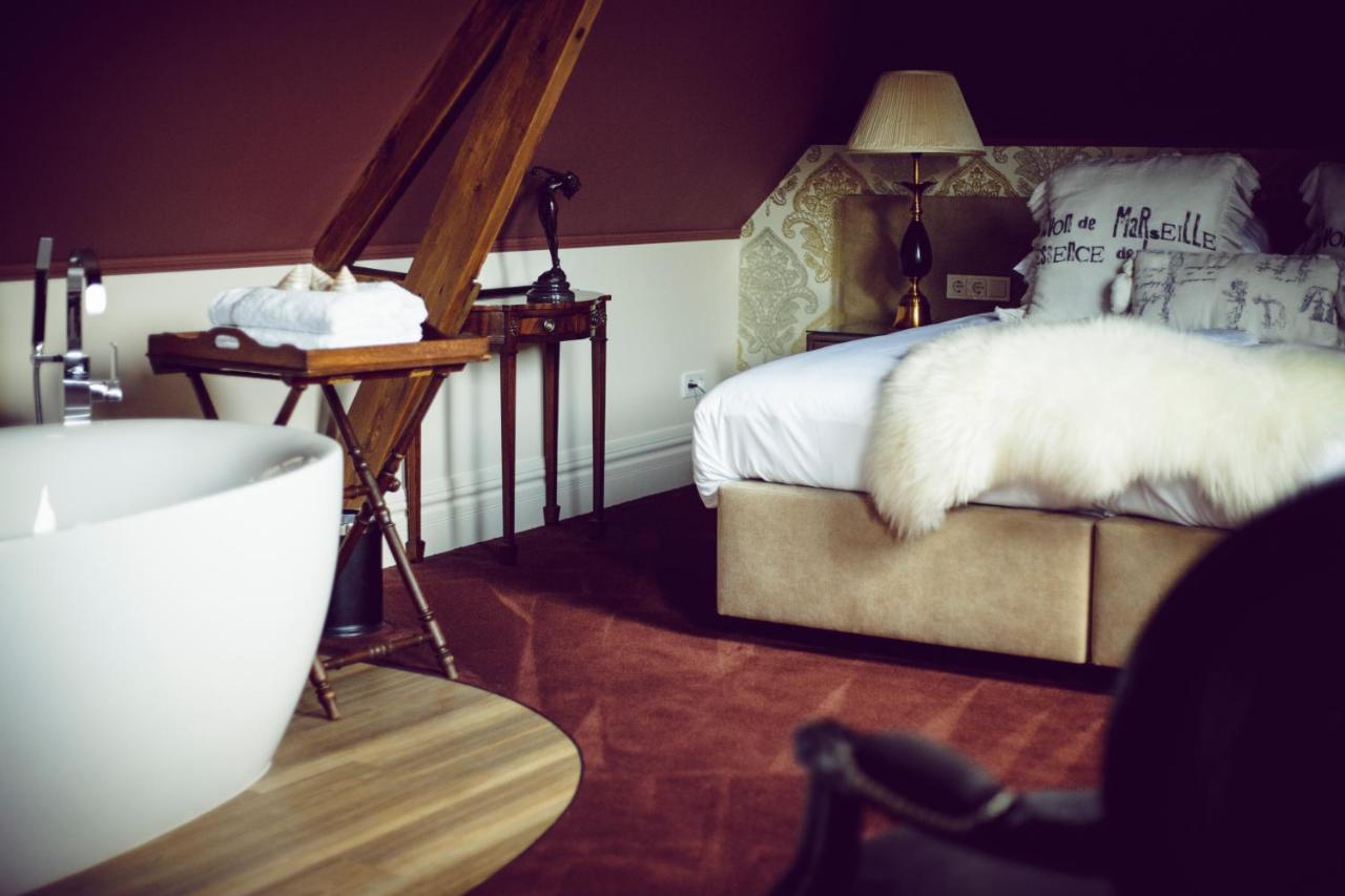 boutique hotel opus one numansdorp süd holland bed