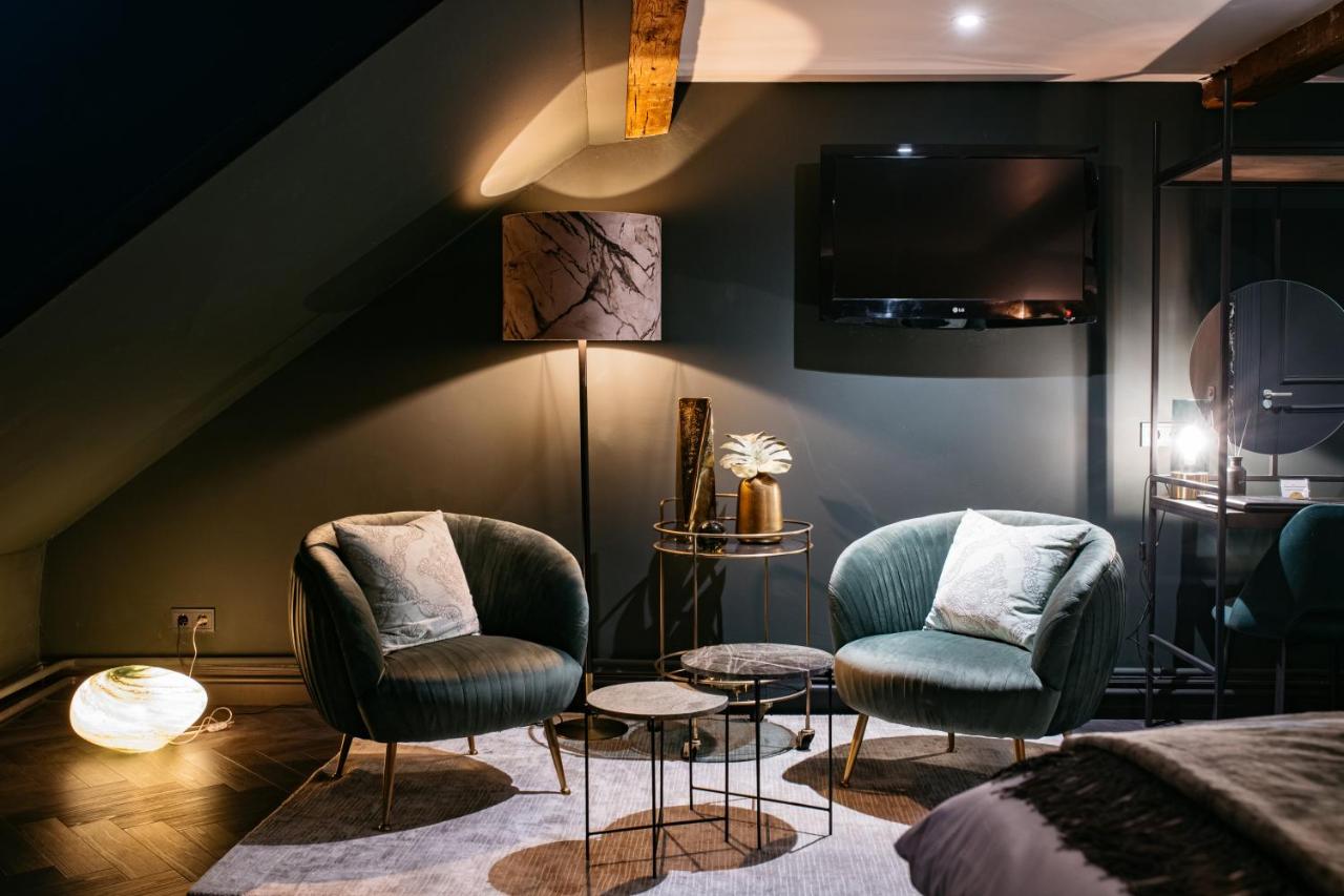 britannique maastricht chairs