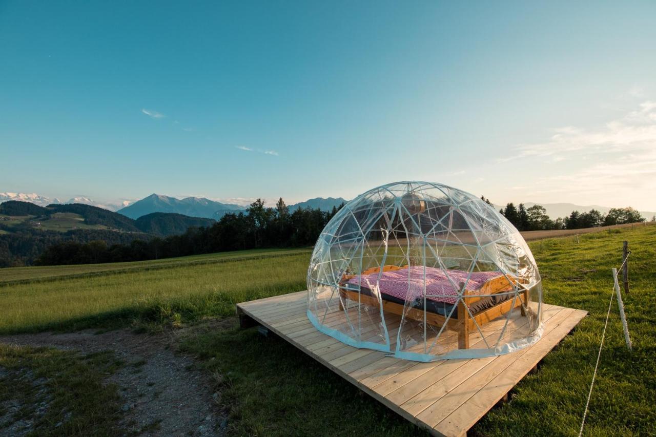 Bubble-Suite mit Blick auf die Alpenkette bern