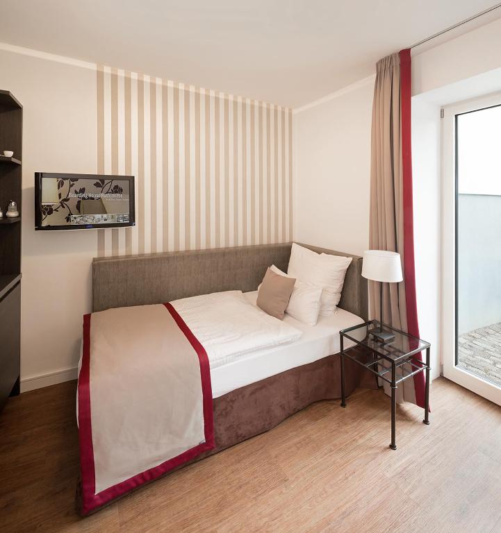 hotel boardinghouse rathsmühle aachen bed 2