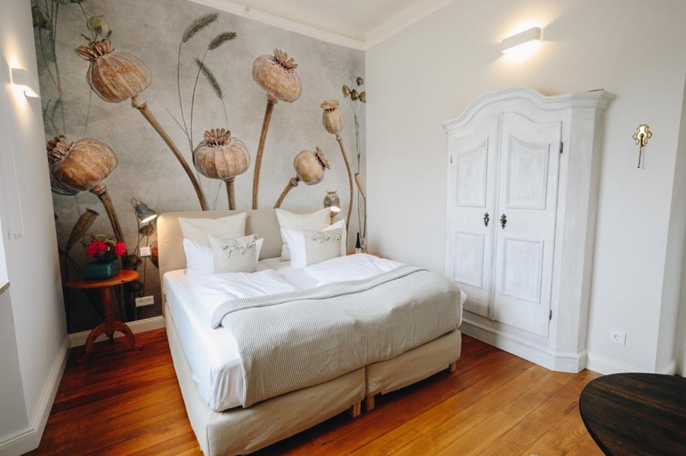 hotel boutiquehotel kloster pfalzel eifel