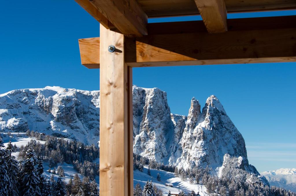 hotel chalet dolomites alpe di siusi dolomiten sky