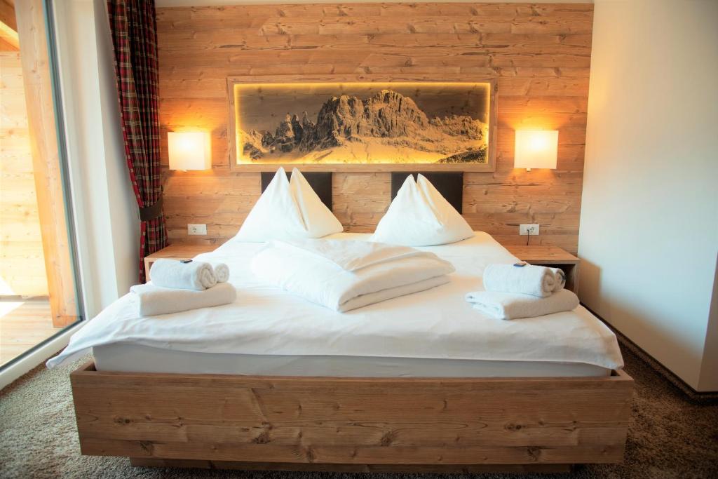 hotel chalet dolomites alpe di siusi dolomiten bed
