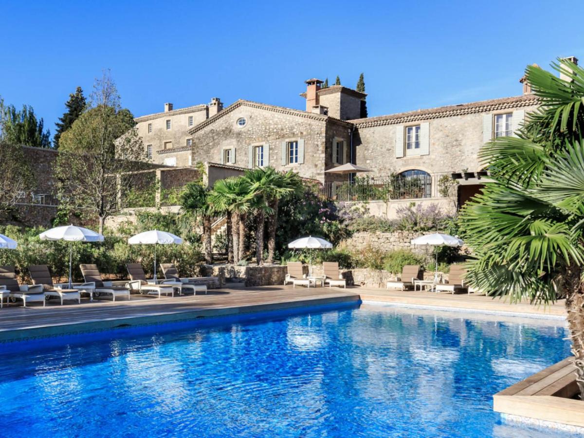 hotel château de berne lorgues provence pool
