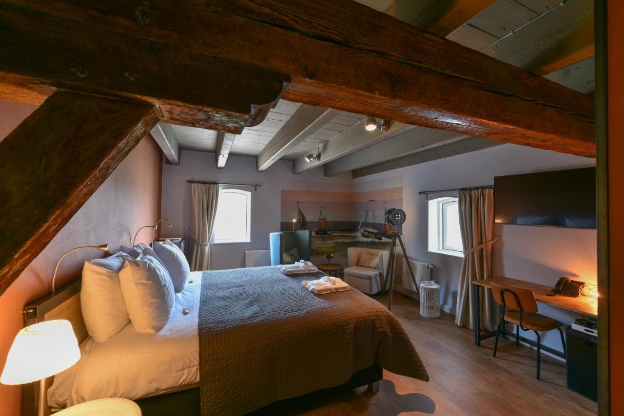 hotel de gravin niederlandische gravenzande niederlande kuste bedroom