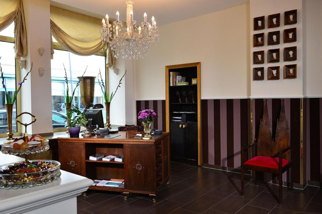 hotel domspitzen cologne köln reception