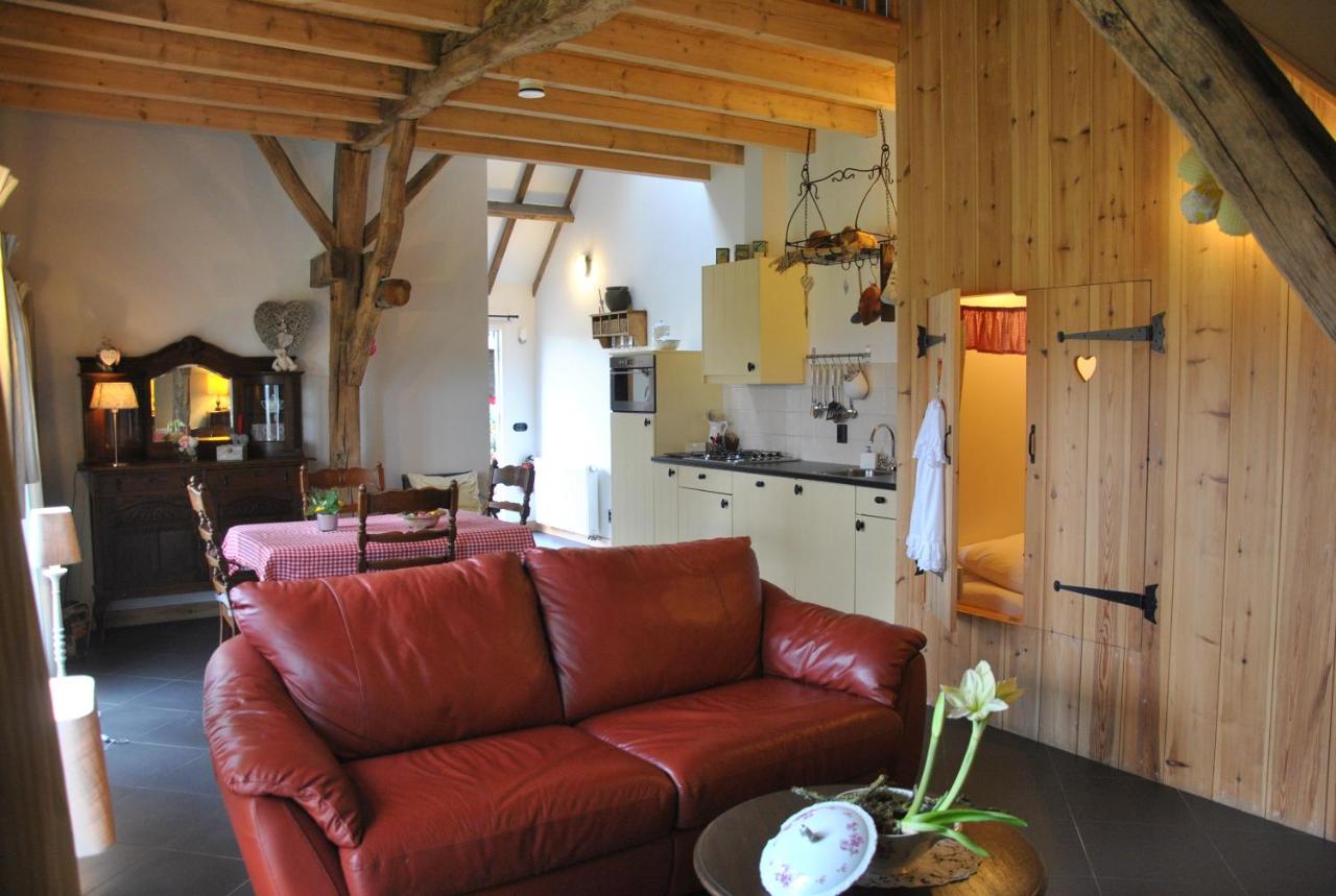 hotel erfgoed logies den heijkant moergestel brabant living area