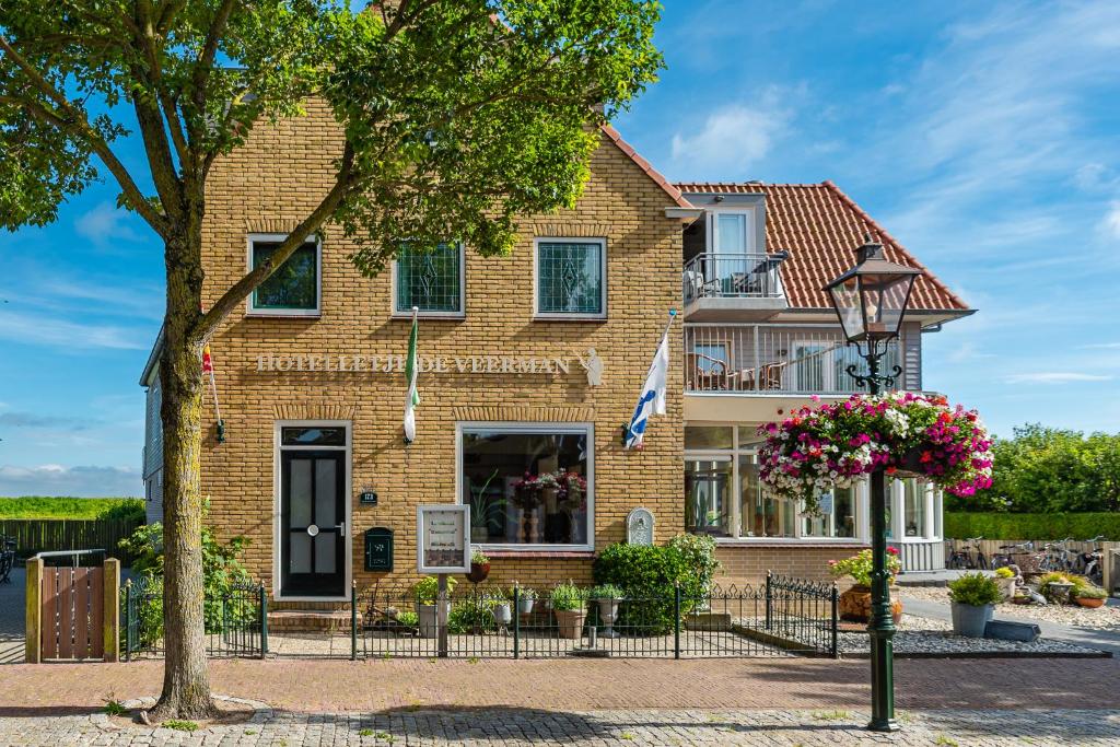 hotel hotelletje de veerman vlieland watteninseln 1