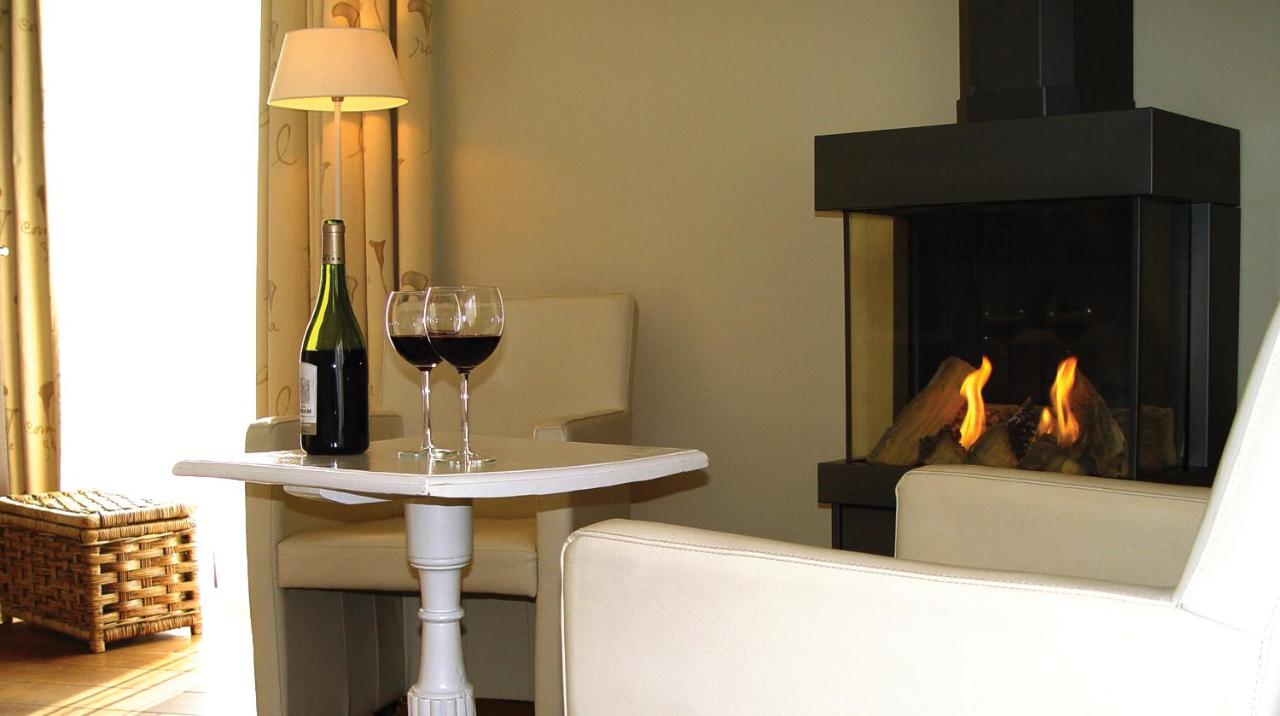 hotel huys van heusden asten brabant room table