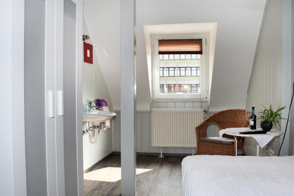 hotel klenkes am bahnhof aachen indoor