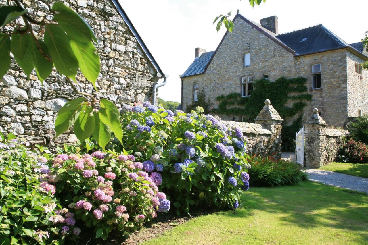 hotel le manoir de la fieffe cherbourg en cotentin normandie building