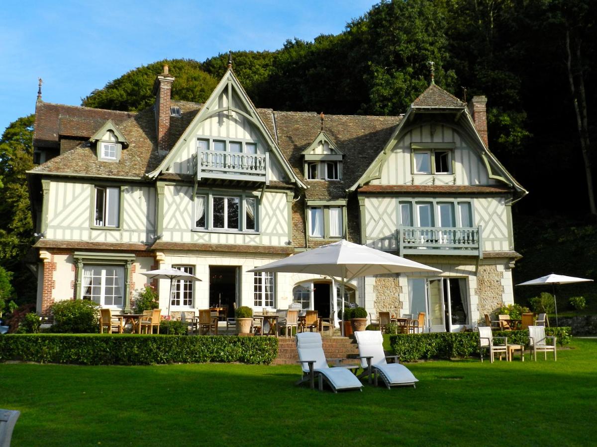 hotel le manoir des impressionnistes honfleur building