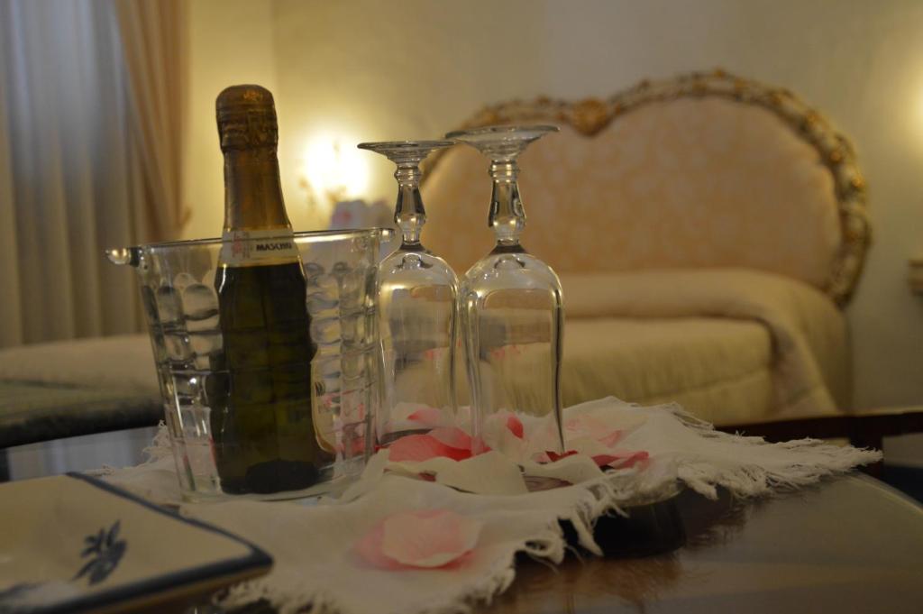 hotel santa lucia minori amalfiküste wine