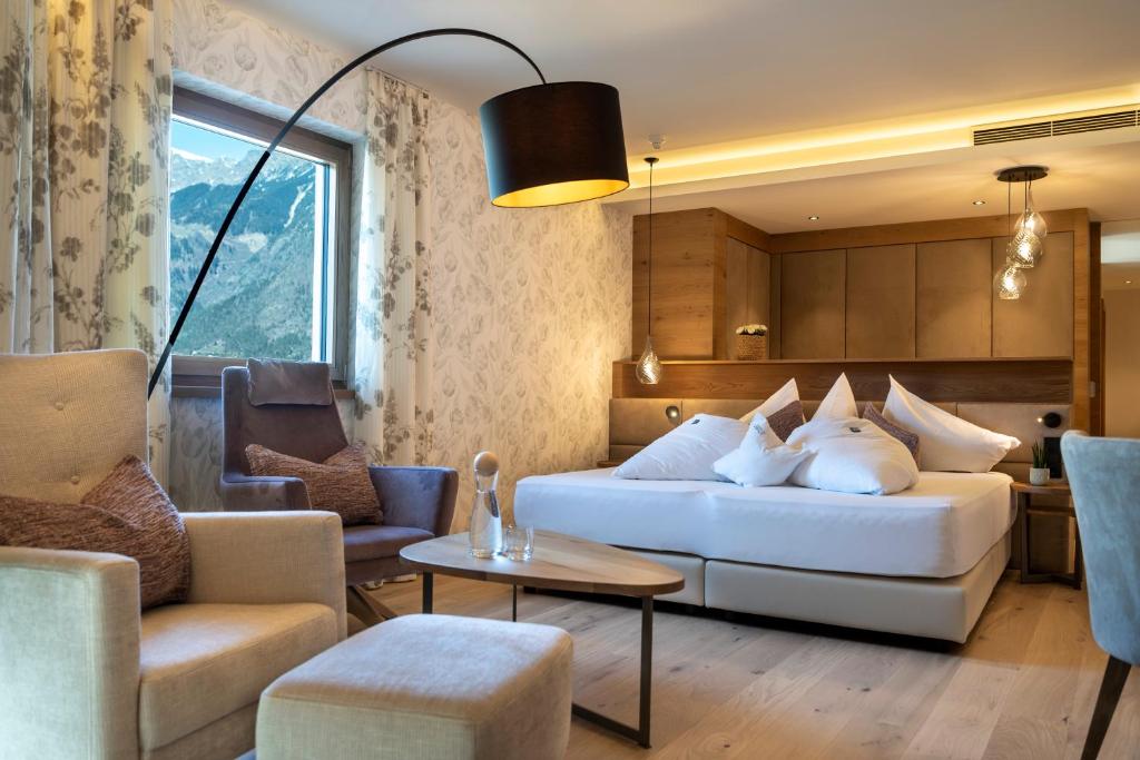 hotel sonnbichl tirolo dolomiten bed