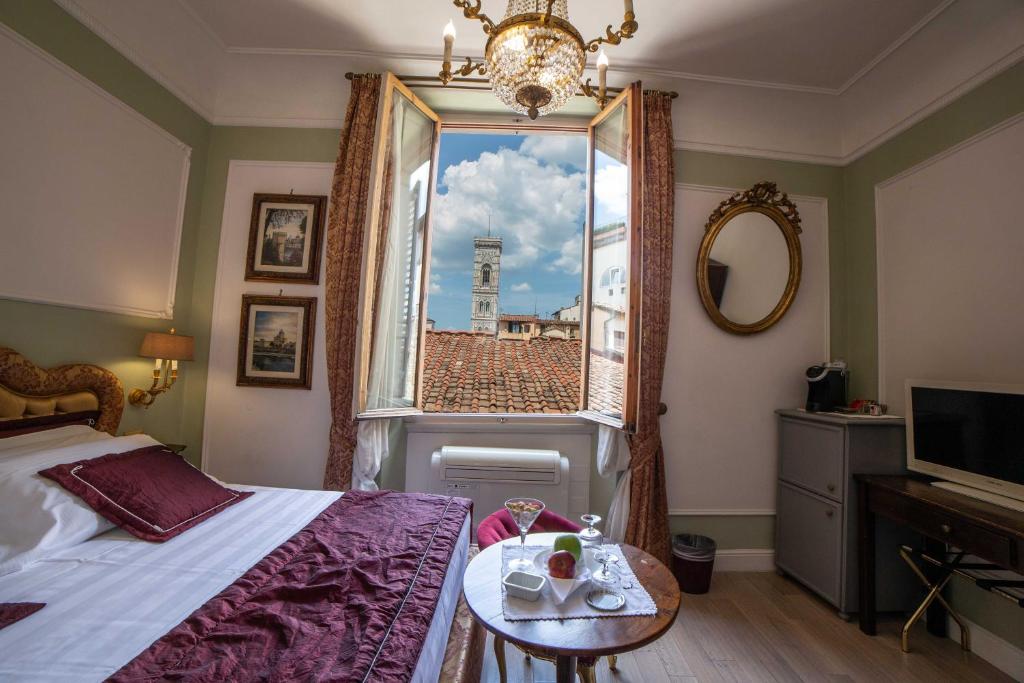 hotel stanze del david place florence italien view