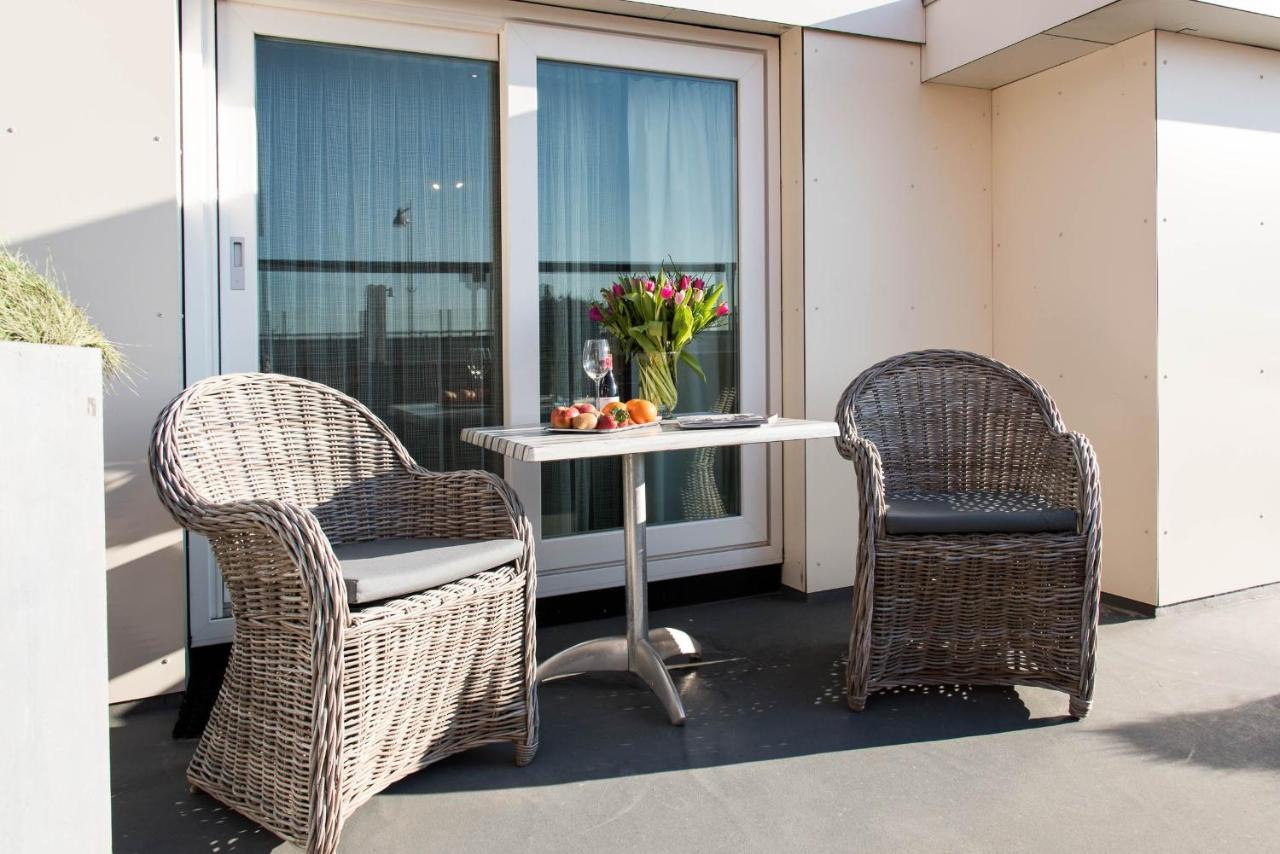 hotel strandhotel de vassy niederlandische egmond aan zee kuste niederlande balcony