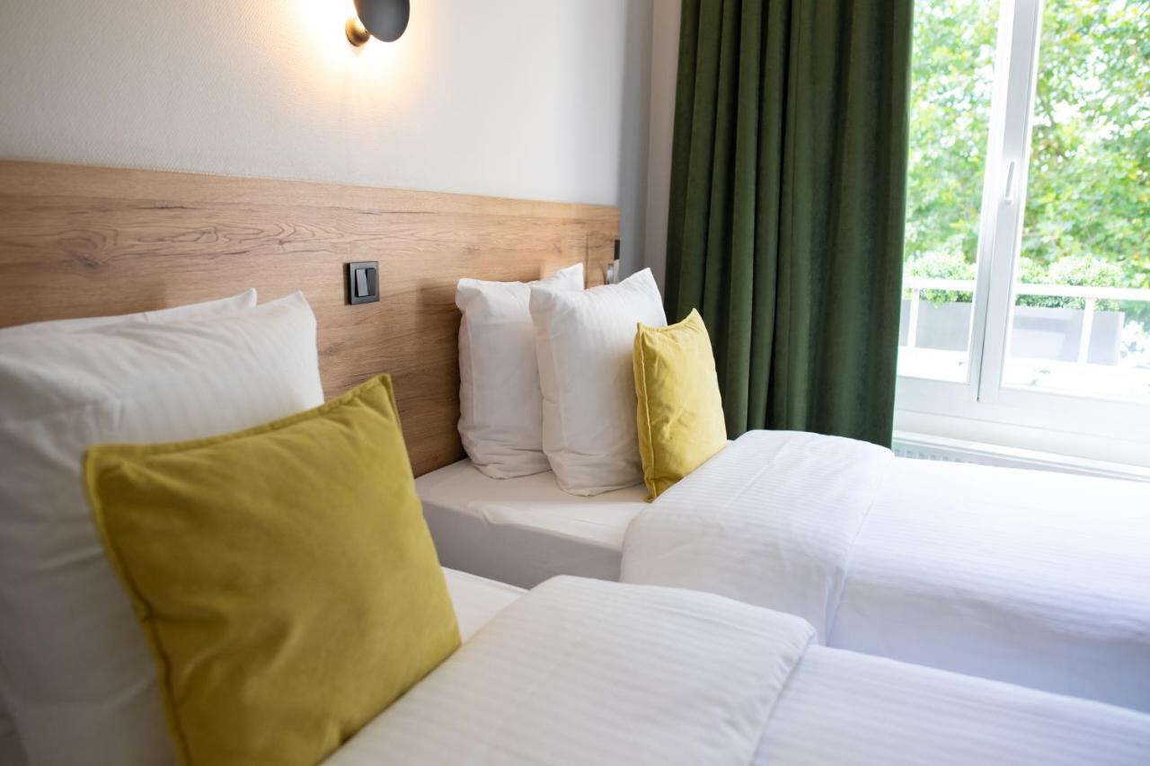hotel vauban stadt luxemburg pillow