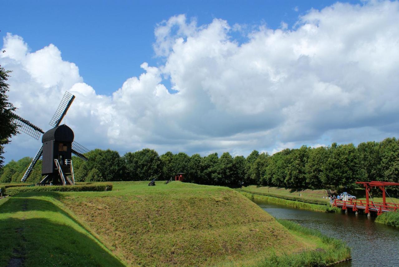 hotel vesting bourtange groningen windmill view