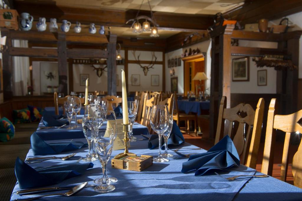 hotel waldhaus föckinghausen bestwig sauerland dining 2