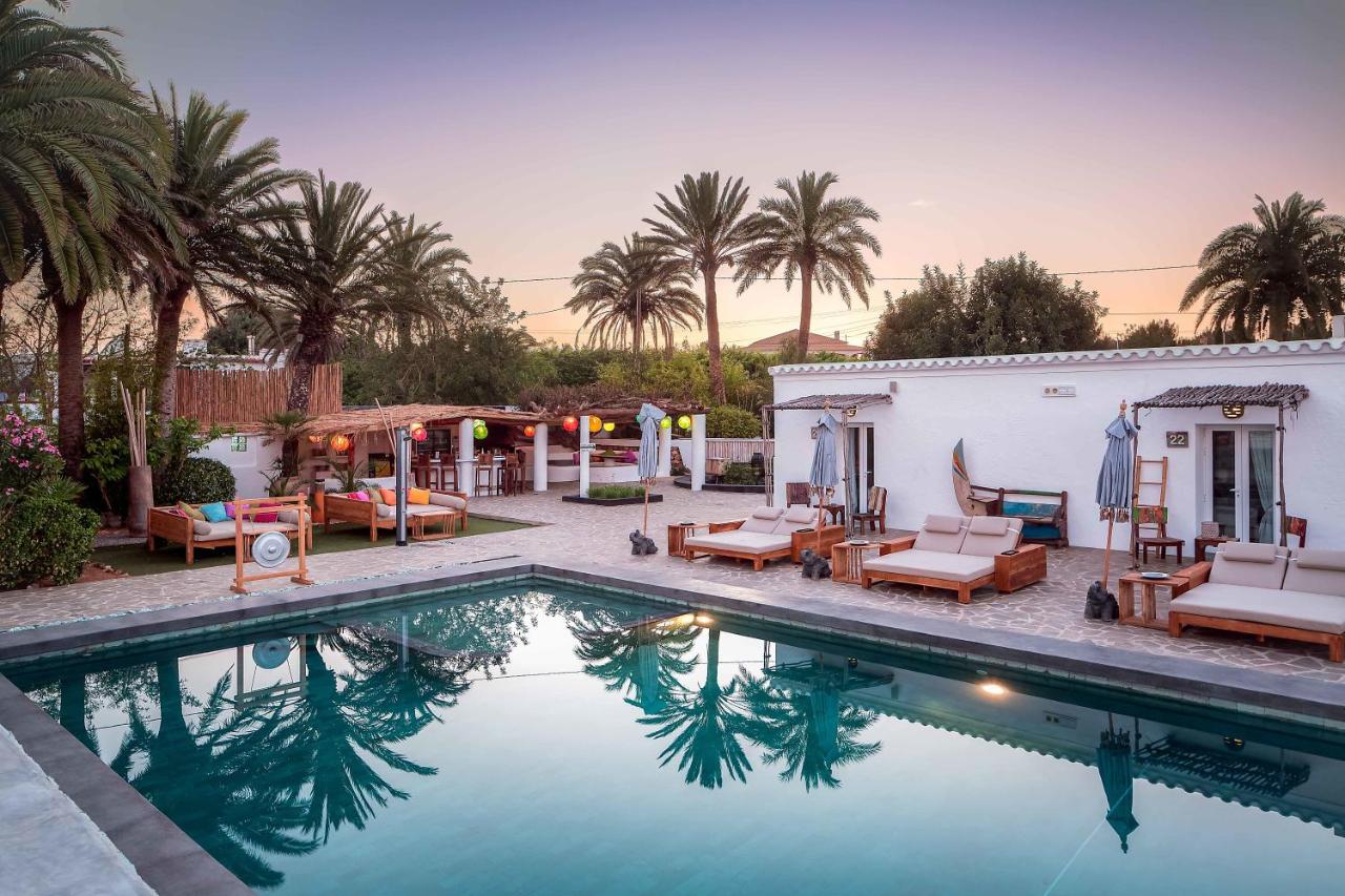 ibizazen santa eularia des riu ibiza 1 pool side