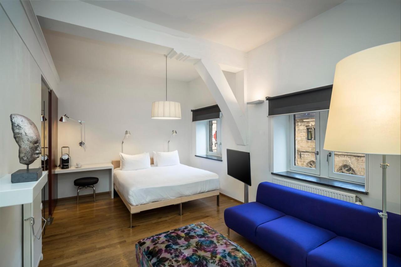 kruisheren maastricht room