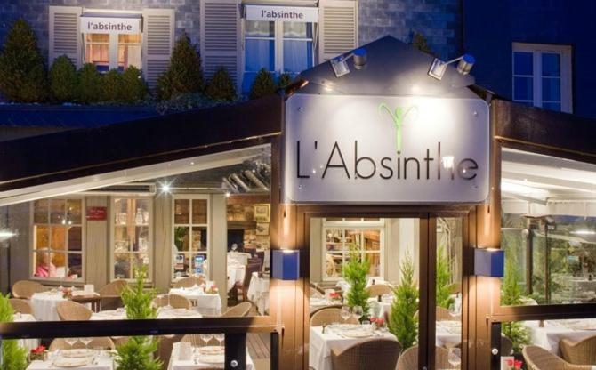 l'absinthe hotel honfleur entry