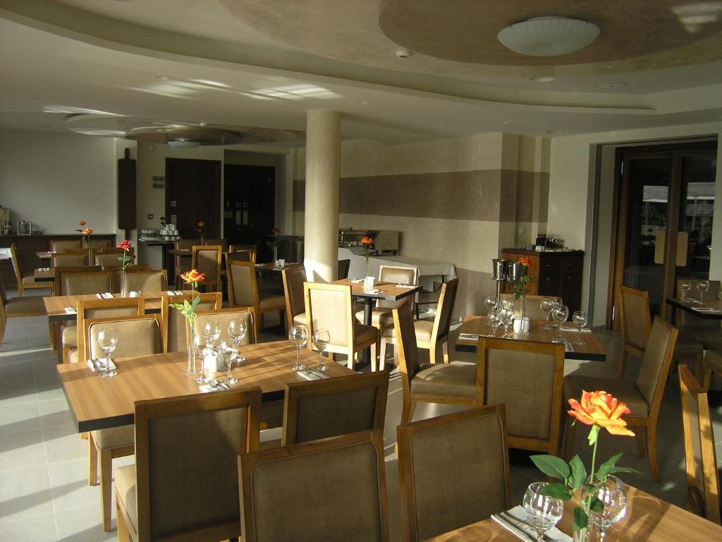 Livadia Hotel KyperountaZypern