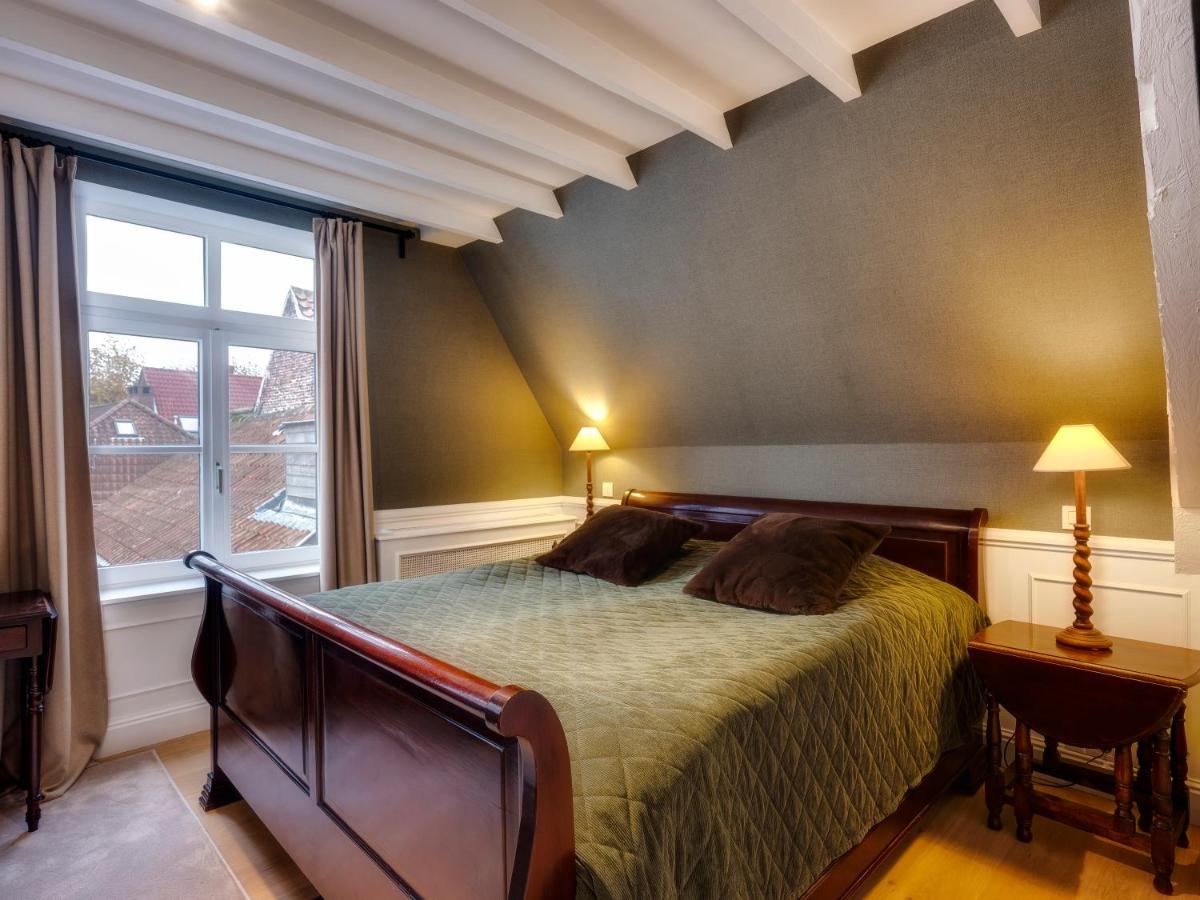 maison le dragon brugge bed