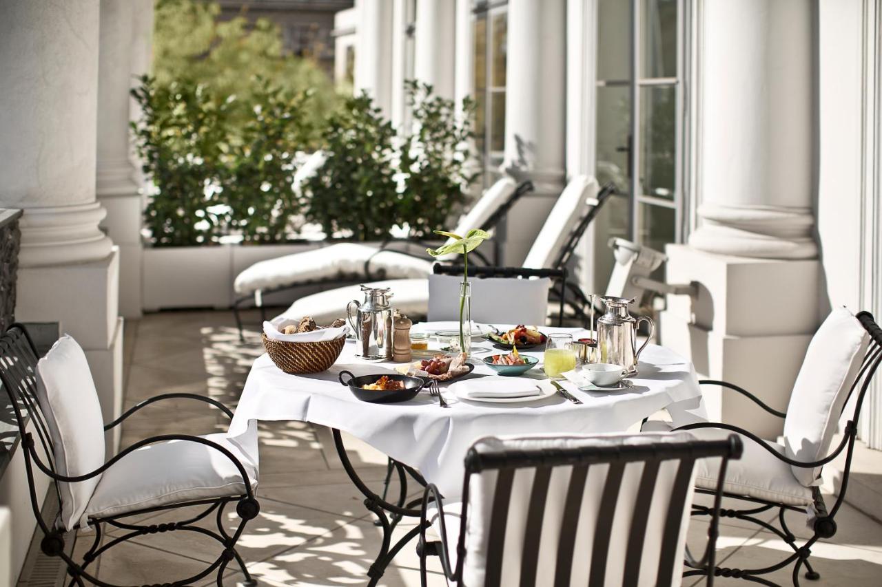 palais coburg hotel residenz wien patio