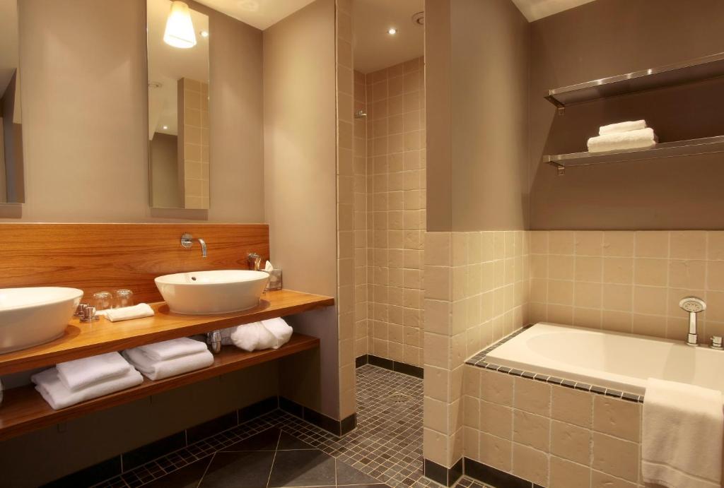 relais chateaux hotel landgoed het roode koper ermelo veluwe bathroom