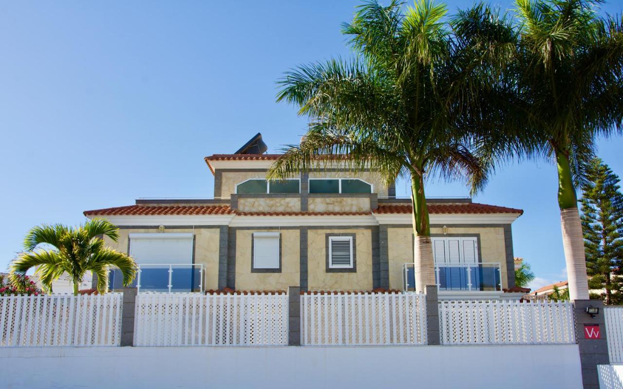 villa lovisi maspalomas gran canaria villa lovisi maspalomas gran canaria building