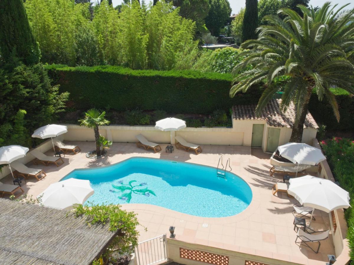 hotel les oliviers fayence provence pool