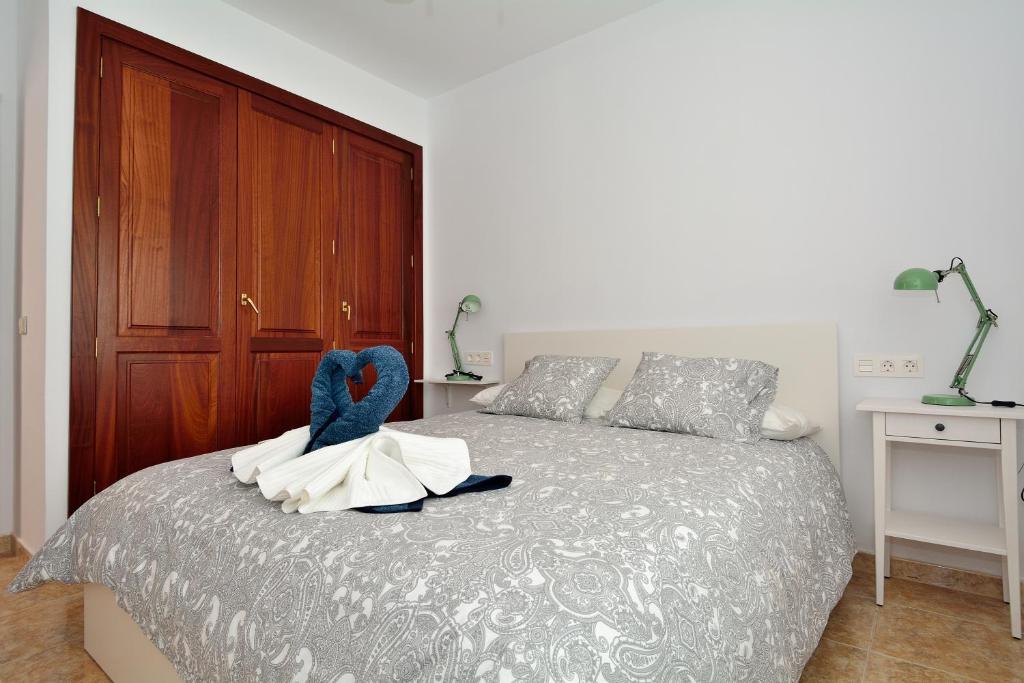 hotel villa papagyo playa blanca lanzarote bed