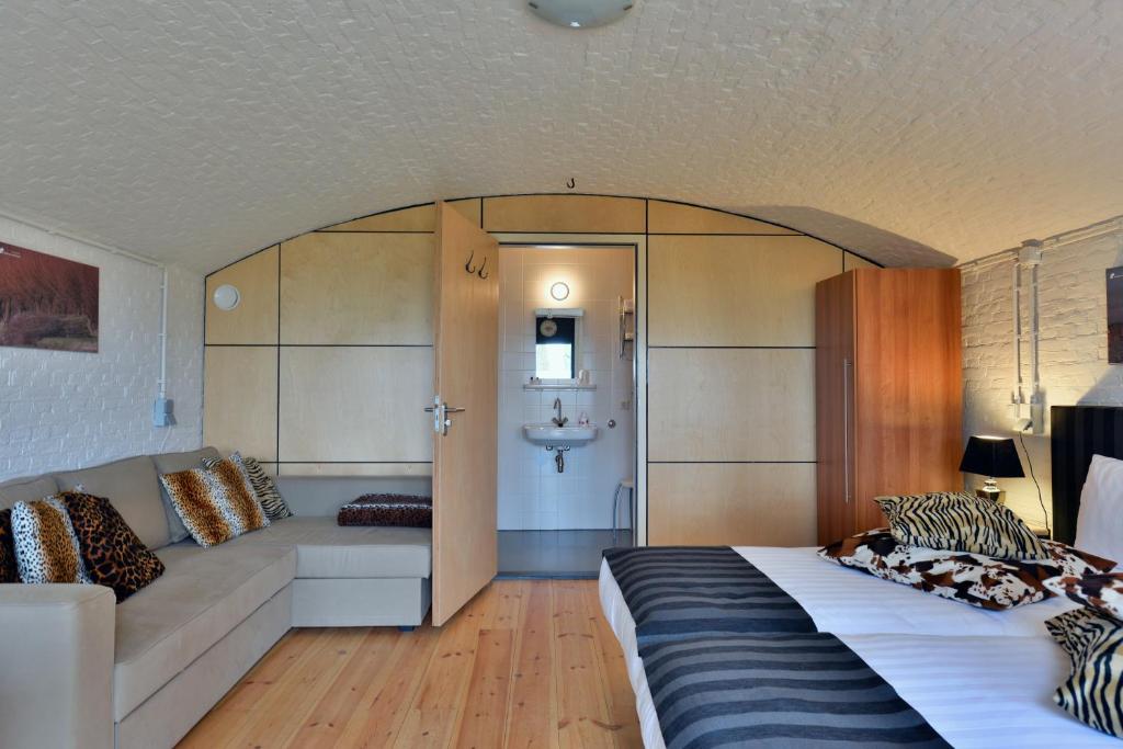 hotel bed & breakfast fort bakkerskil nieuwendijk biesbosch indoor