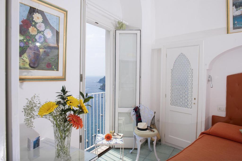 hotel la ninfa amalfi amalfiküste living room