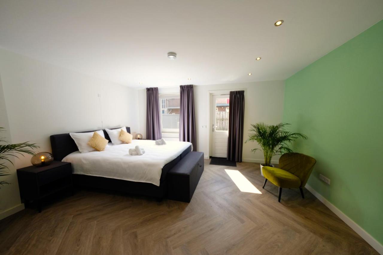 Beautiful 60m2 One-Bedroom Apartment with Terrace land van maas en waal