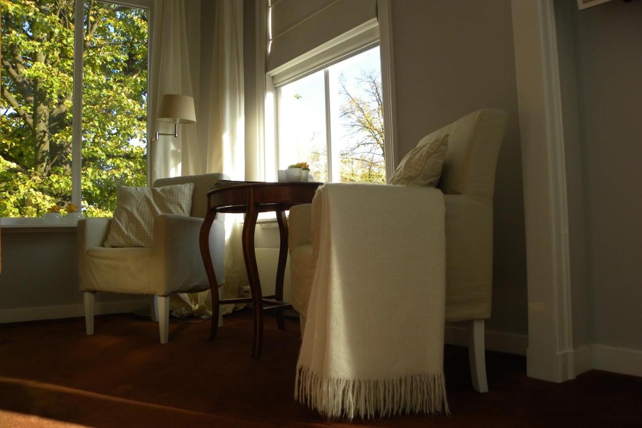 hotel suite de noordt bergen op zoom brabant table