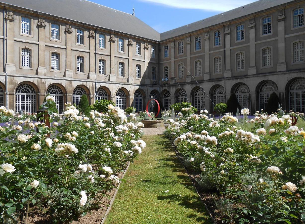 Hôtel de lAbbaye des Prémontrés Lothringen