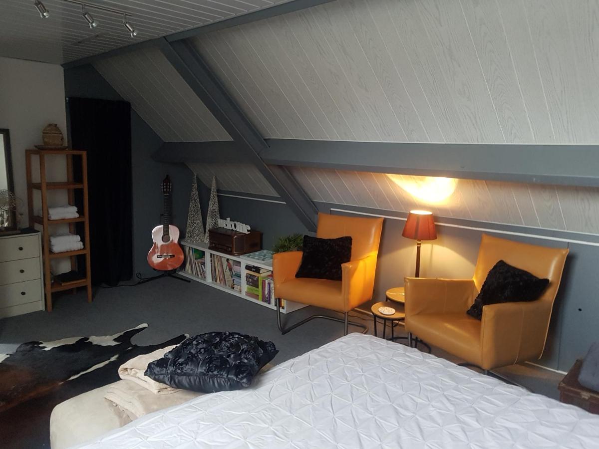 hotel anja house breda 1