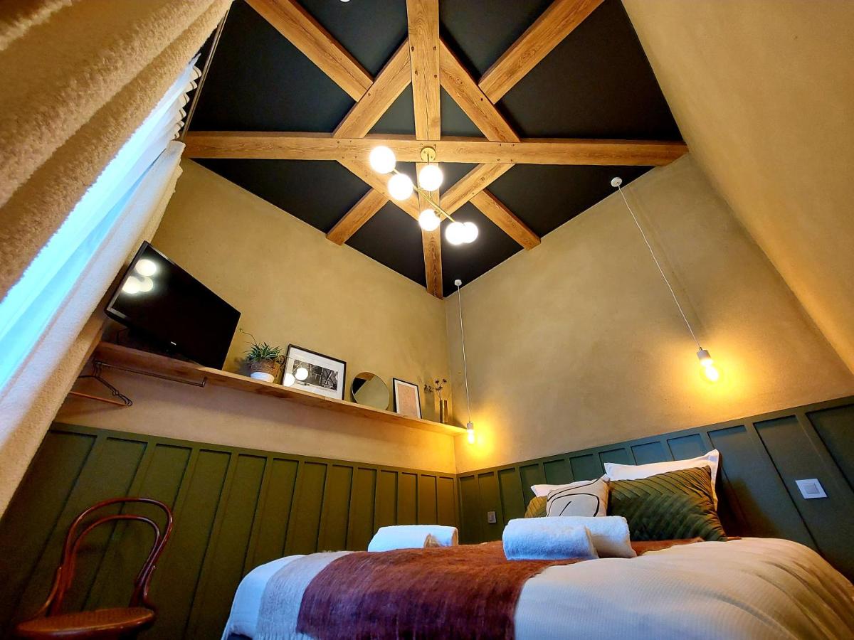 petit bomal farm suites durbuy ardennen ceiling