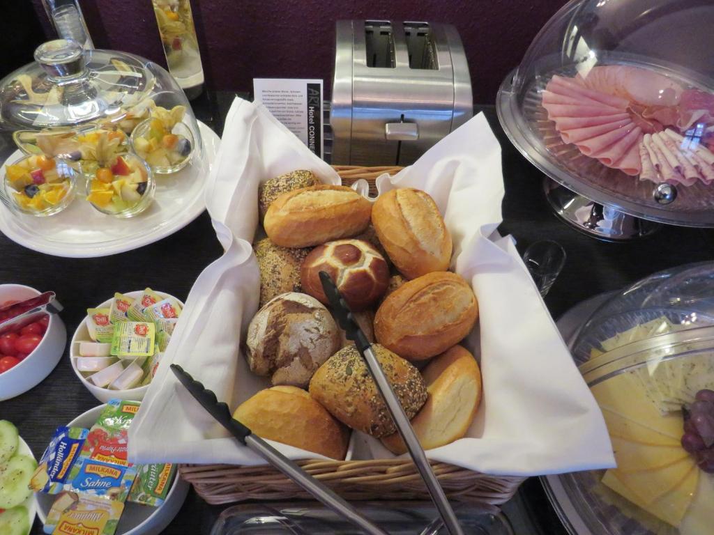 arthotel connection berlin food