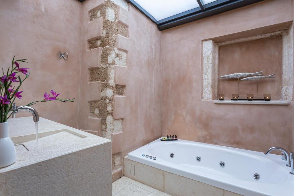 casa delfino hotel & spa chania kreta bath