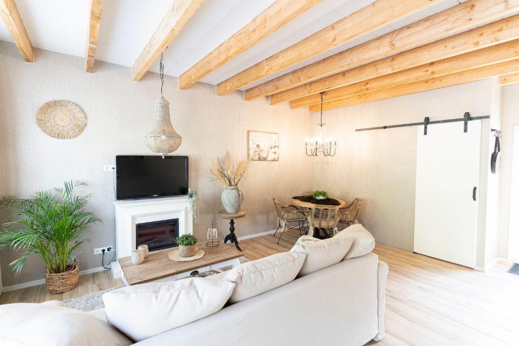 hotel b&b the wellness cottage dordrecht biesbosch tv