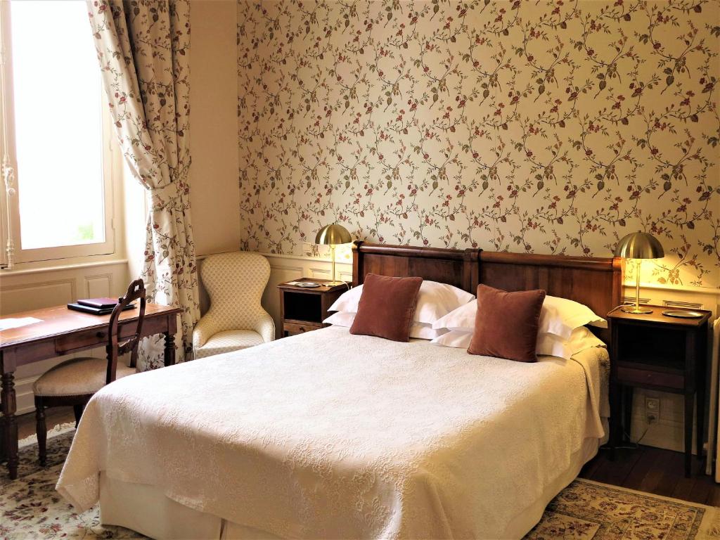 hotel chateau de verrieres & spa saumur loire bed