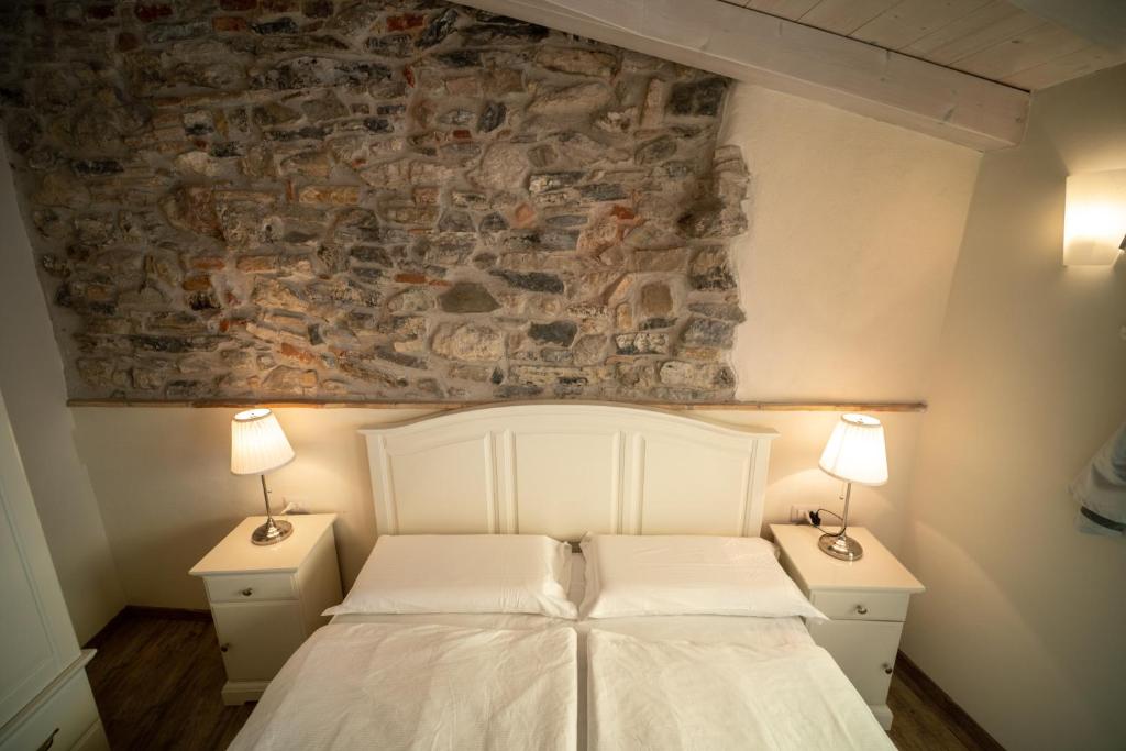 hotel garni gianmartin limone sul garda gardasee bed