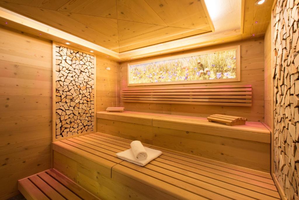 hotel gletscherblick sankt anton am arlberg österreich sauna