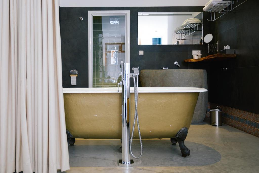 hotel karel arnheim bath