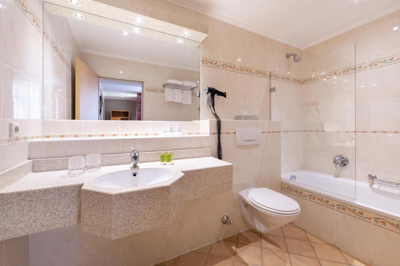 hotel perrin stadt luxemburg bath