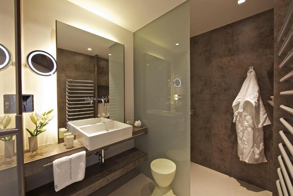 kleines hotel kärnten egg am faaker see österreich wc